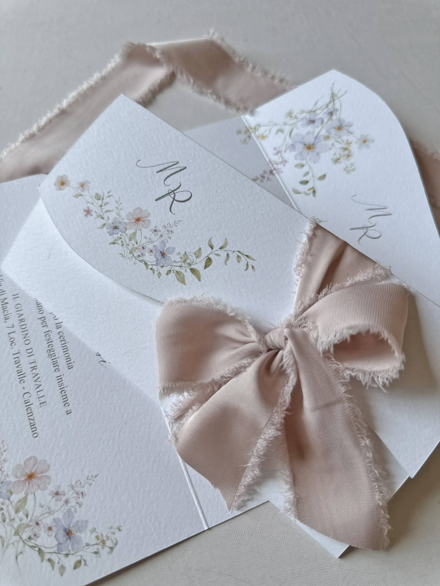 Mariasole partecipazione elegante con fiocco in chiffon - immagine 2